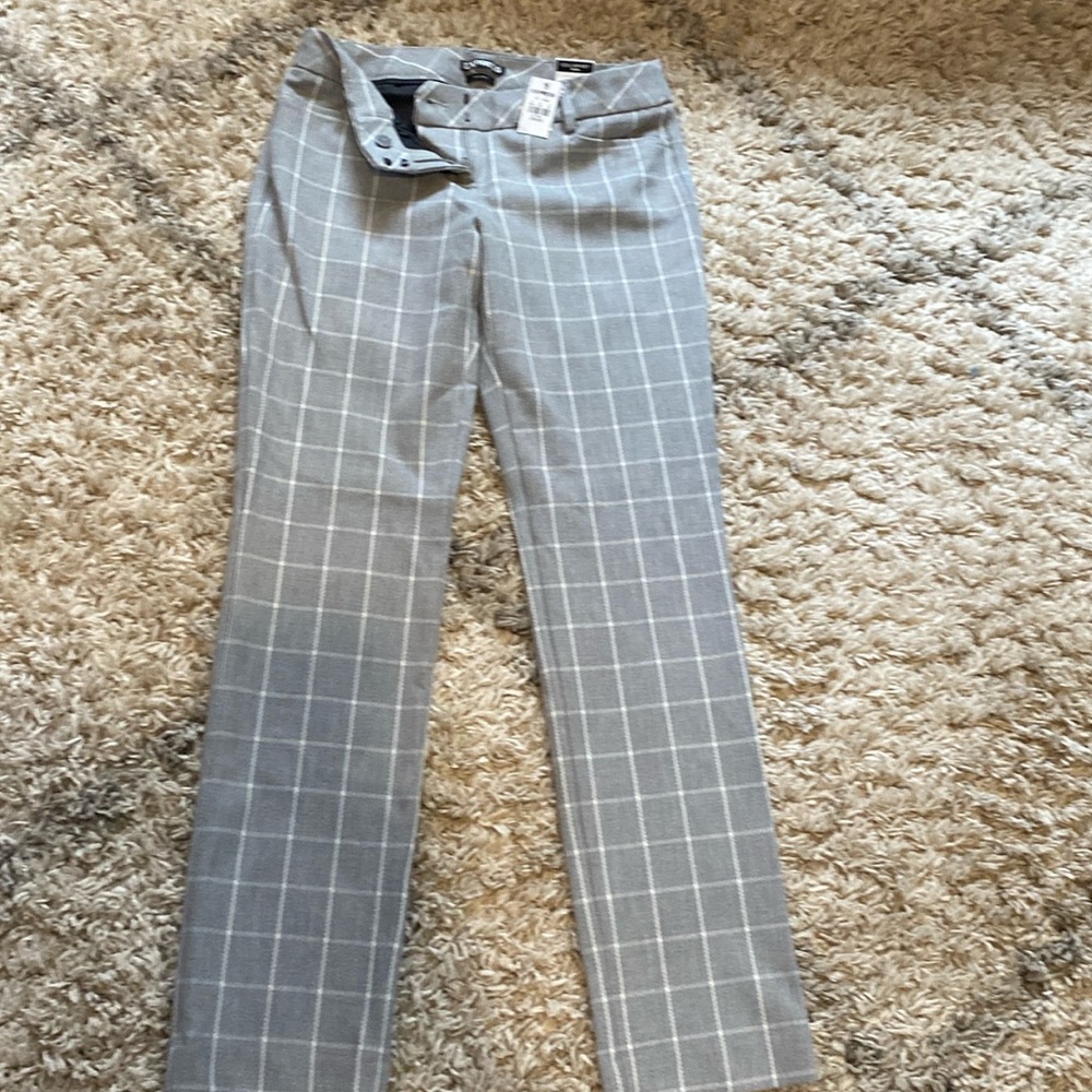 Women’s NWT EXPRESS PANTS